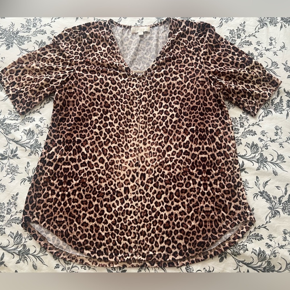 Suzanne Betro Weekend 3/4 Sleeve Leopard Top Size M
